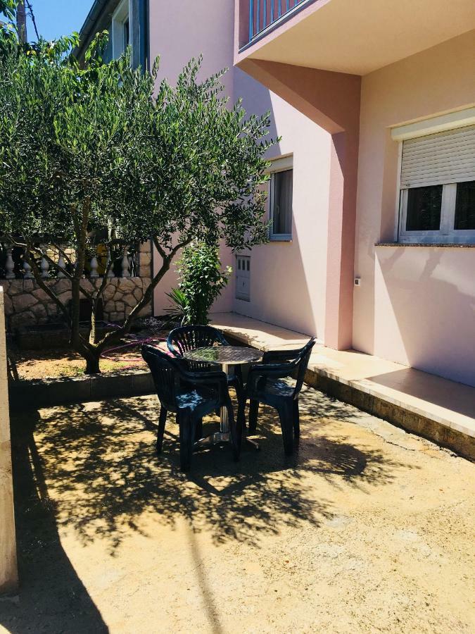 Ferienwohnung DaMa Obrovac Exterior foto